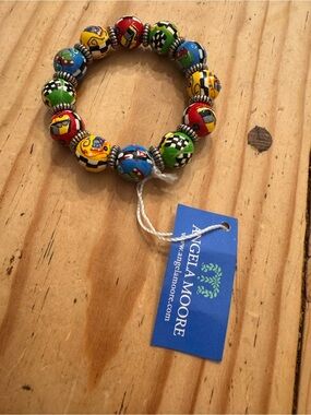 Angela Moore race car 🏎️ NWT Multicolor Bead Stretch Bracelet